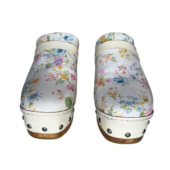 Free People Calabasas Boho Floral Round Toe Wooden Heel Clogs Shoes Size 38 - Picture 7 of 12